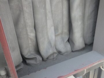 集塵機　フィルター交換